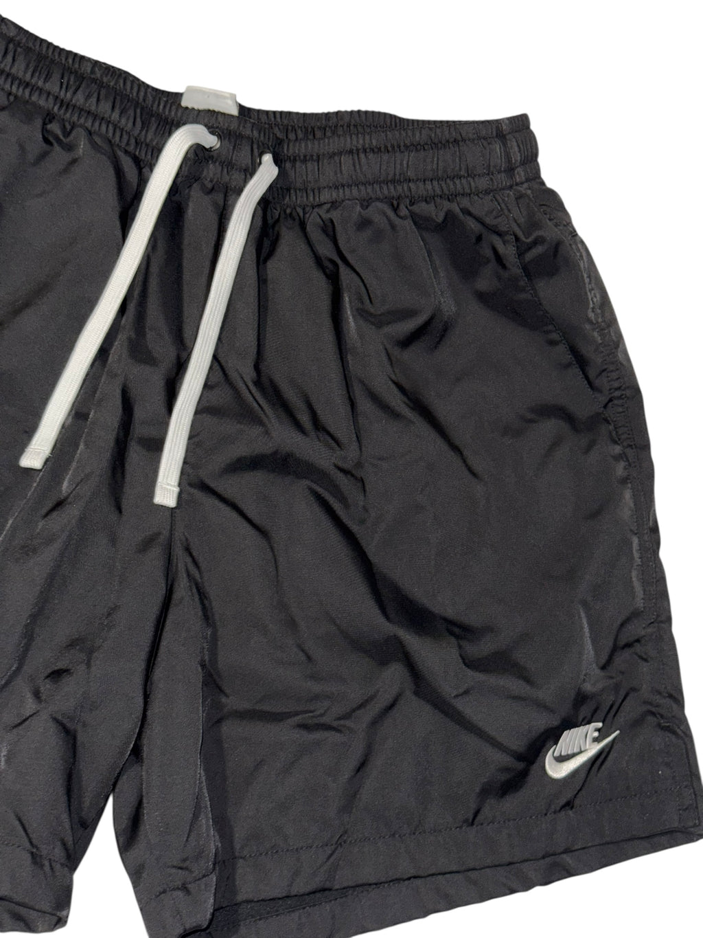 Men’s Nike club woven shorts ￼