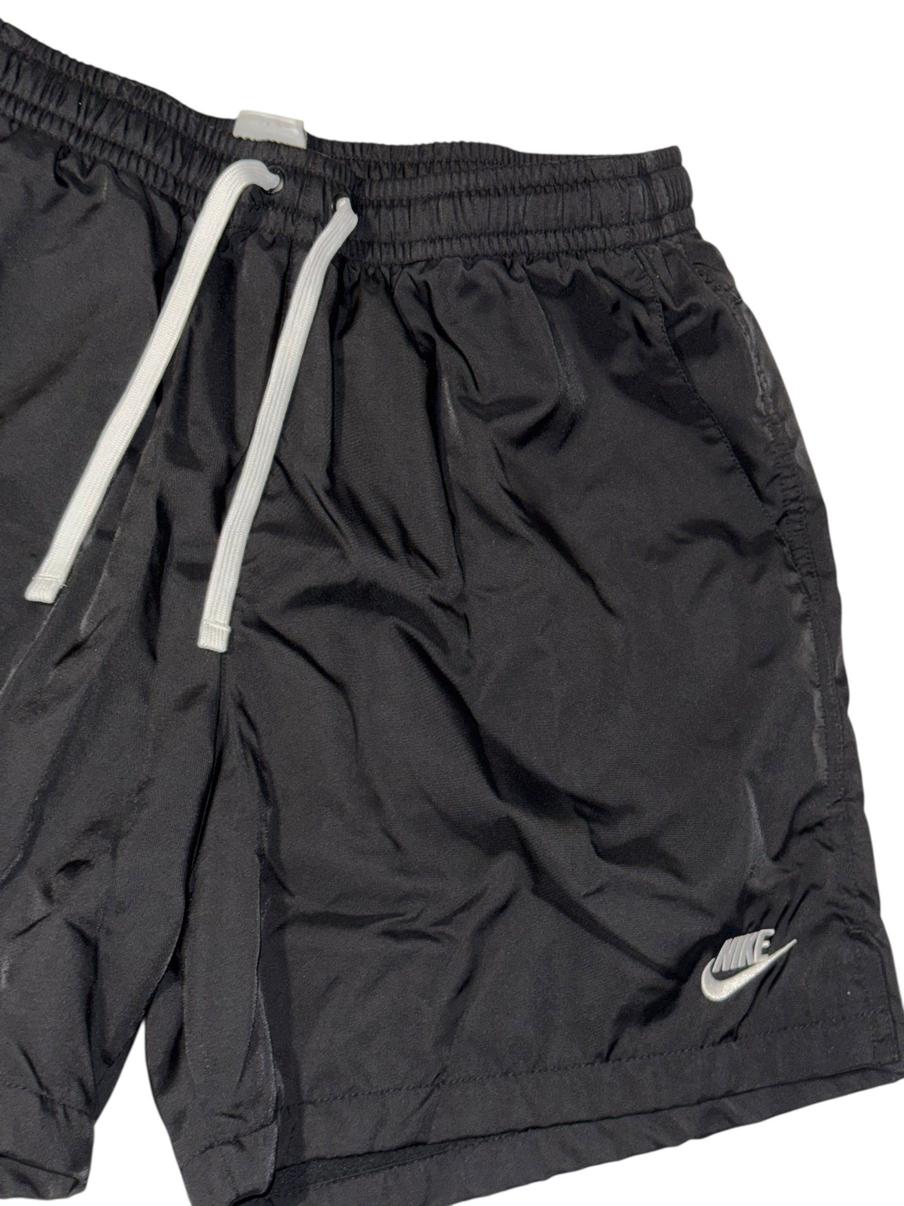 Men’s Nike club woven shorts ￼