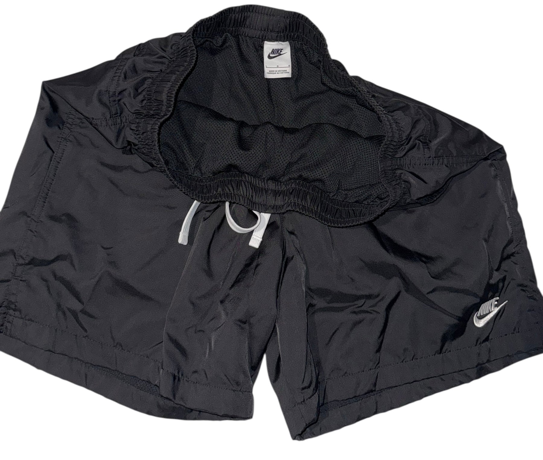 Men’s Nike club woven shorts ￼